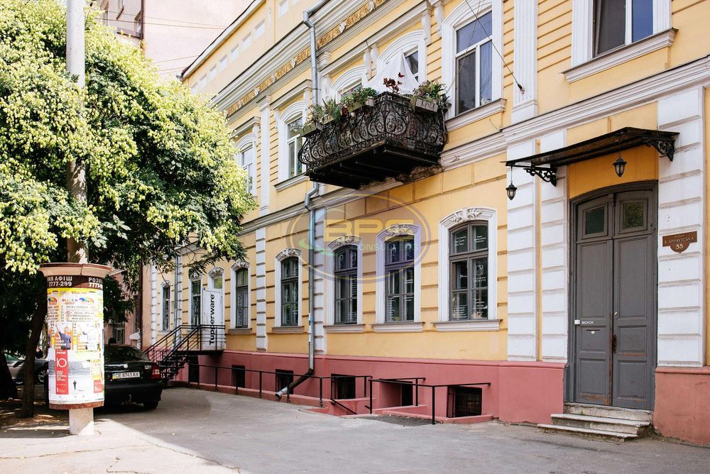 Здам приміщення 375 кв.м. Центр.
