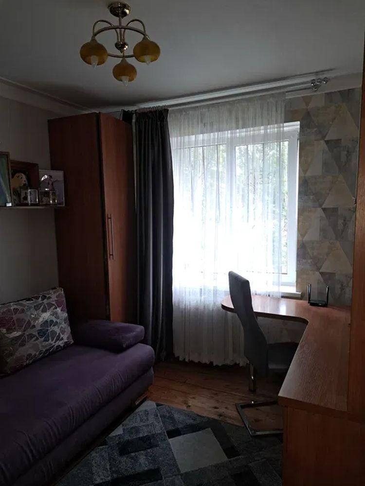 Продам 3-комн квартиру в районе Немировича-Данченко ул.