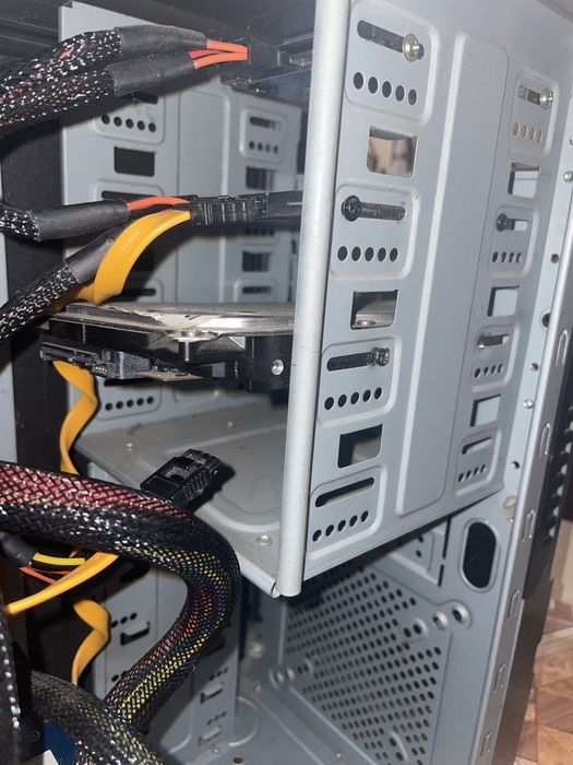 Продам Компʼютер, AMD Radeon HD 6900 Series