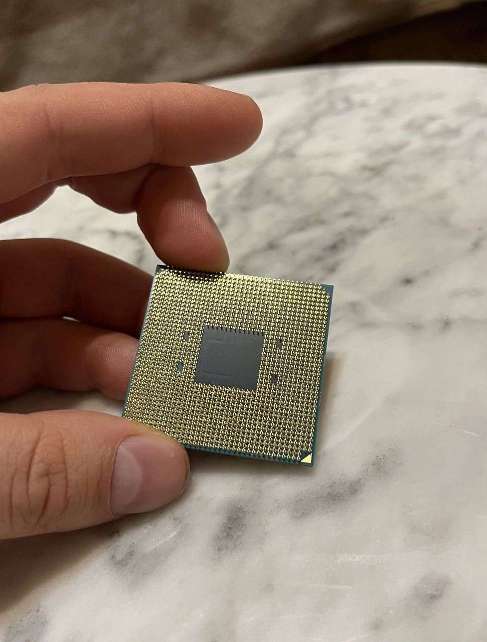 Процессор AMD Ryzen 3 2200G (AM4)