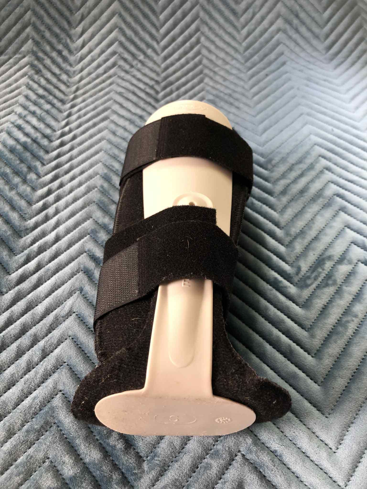 Orteza, stabilizator stawu skokowego, S, Donjoy