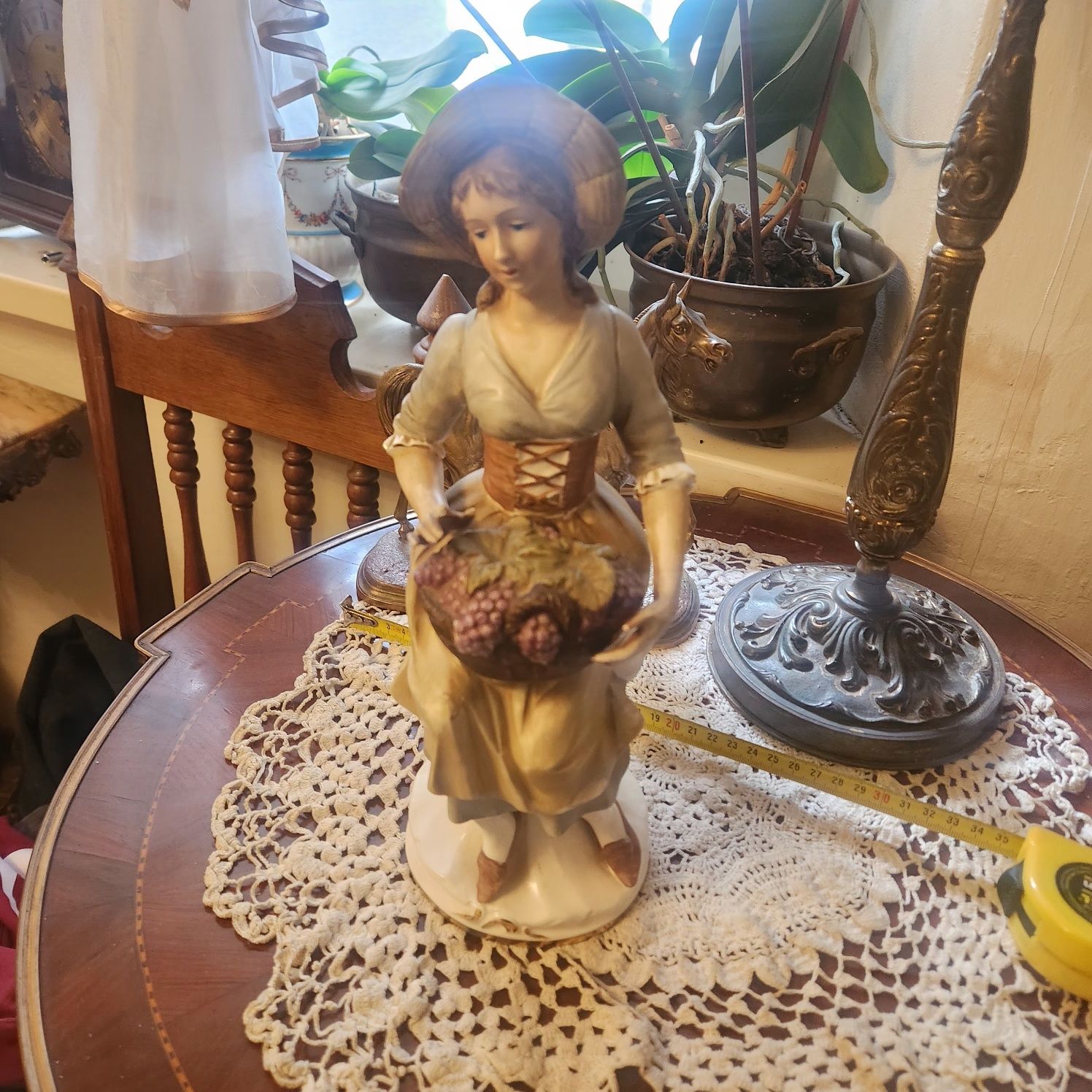 Figurka ceramika