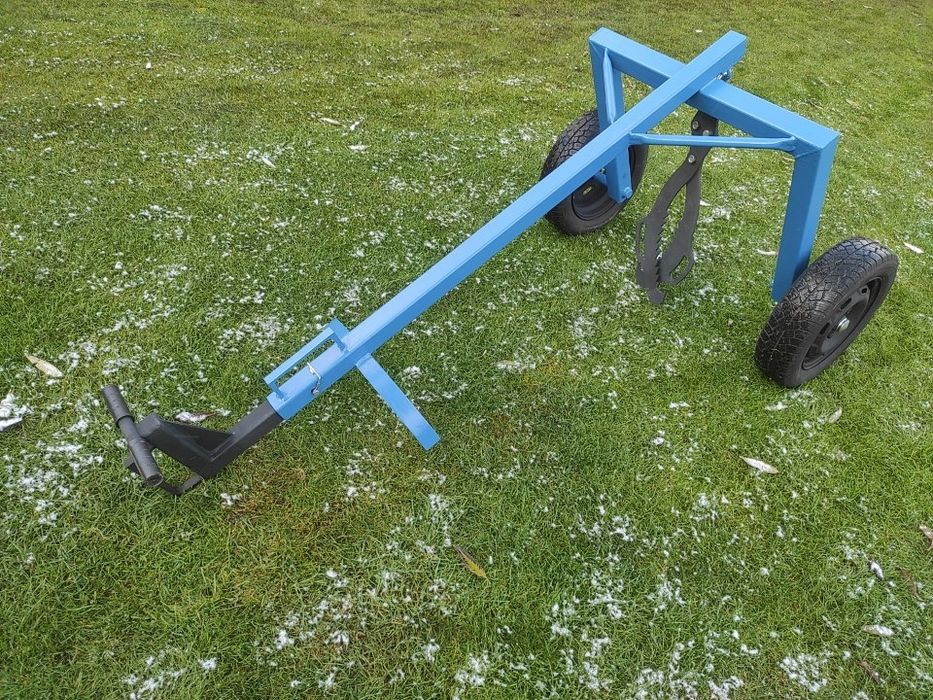 Wózek transportowy do transportu drewna kłód kłody drzewa lasu