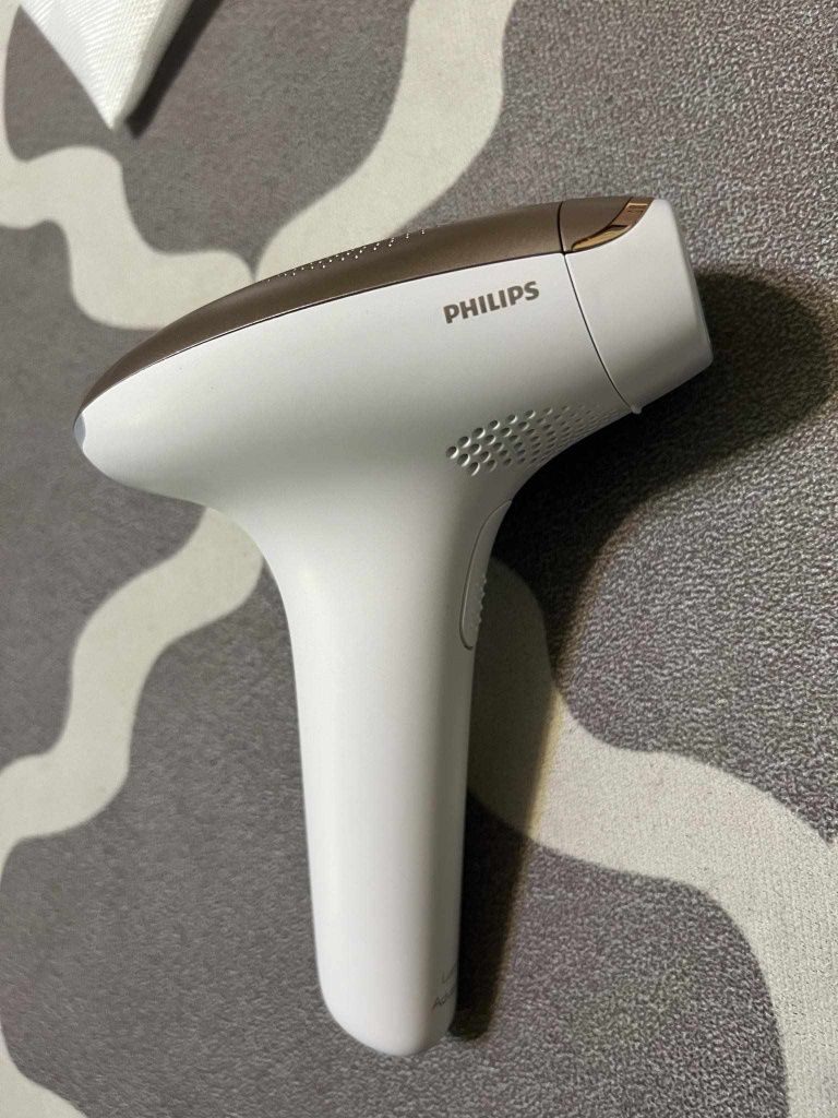 Depilator laserowy Philips Lumea z dwiema kakładkami