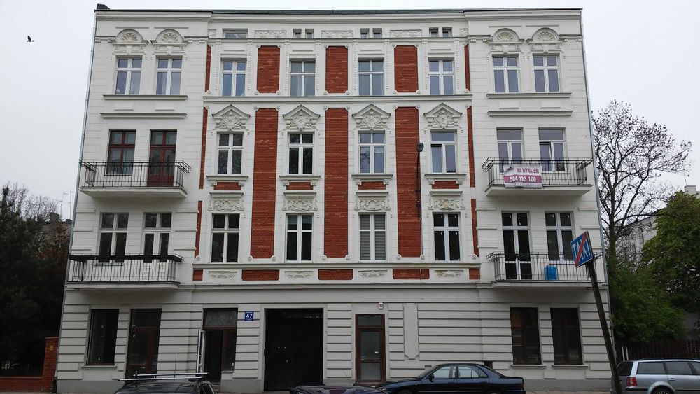 Klimatyczna KAWALERKA z ANTRESOLĄ w CENTRUM /ul. Targowa/