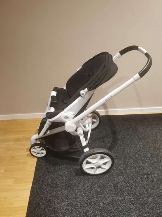 Carrinho de Bebé, ovo e isofix.