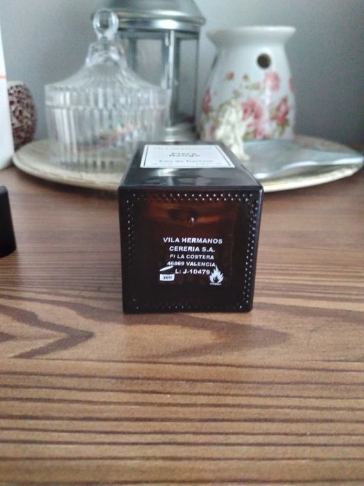 Vila Hermanos Fiery Rouge edp