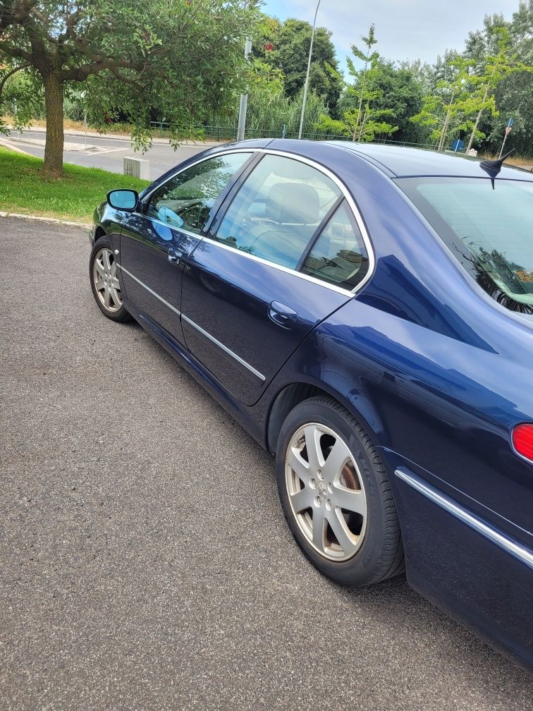Peugeot 607 2.7 V6 versão sport