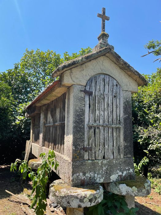 Espigueiro centenário