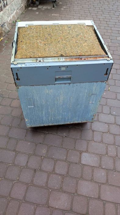 Посудомоечная машина Hotpoint ARISTON