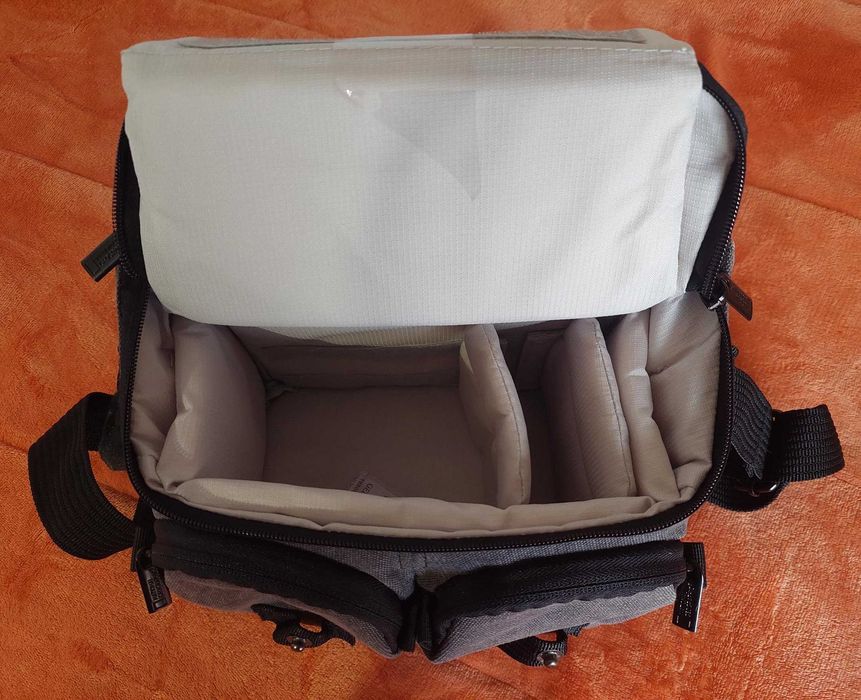 Máq Fotográfica Panasonic Lumix DC FZ-82 e mala National Geographic