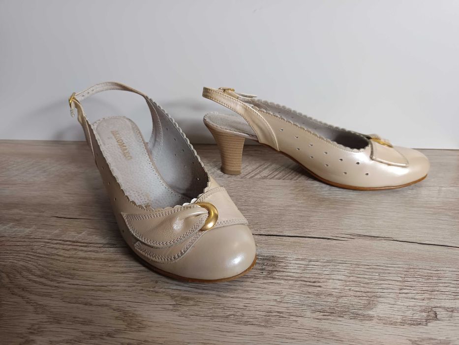Босоніжки,туфлі ручної роботи, натуральна шкіра,перламутрові,р38
