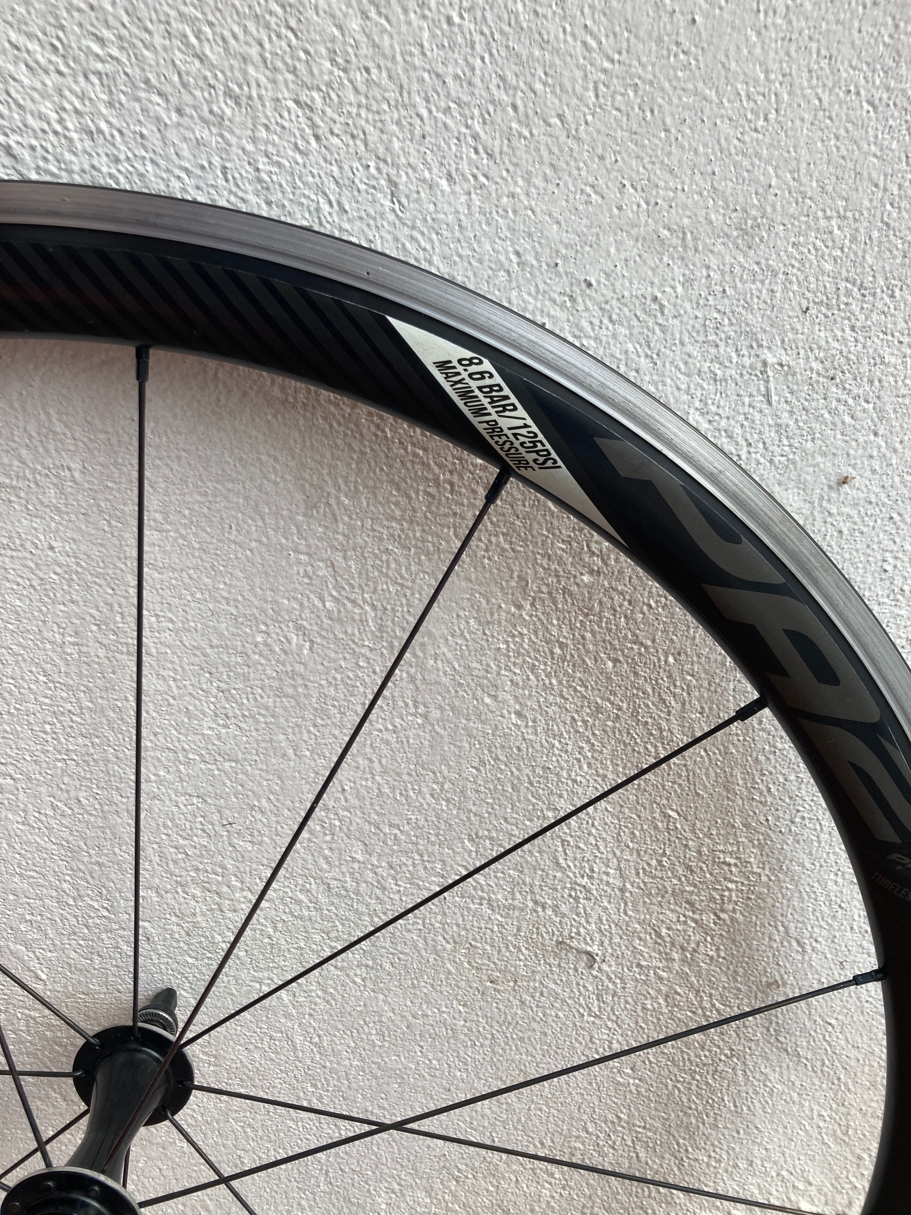 Rodas Estrada Giant PR-2 Alumínio (Travão de Aro) - ler anúncio