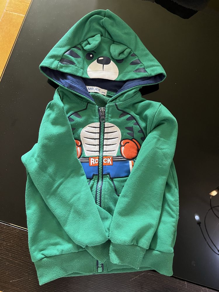 Roupa criança casacos usados