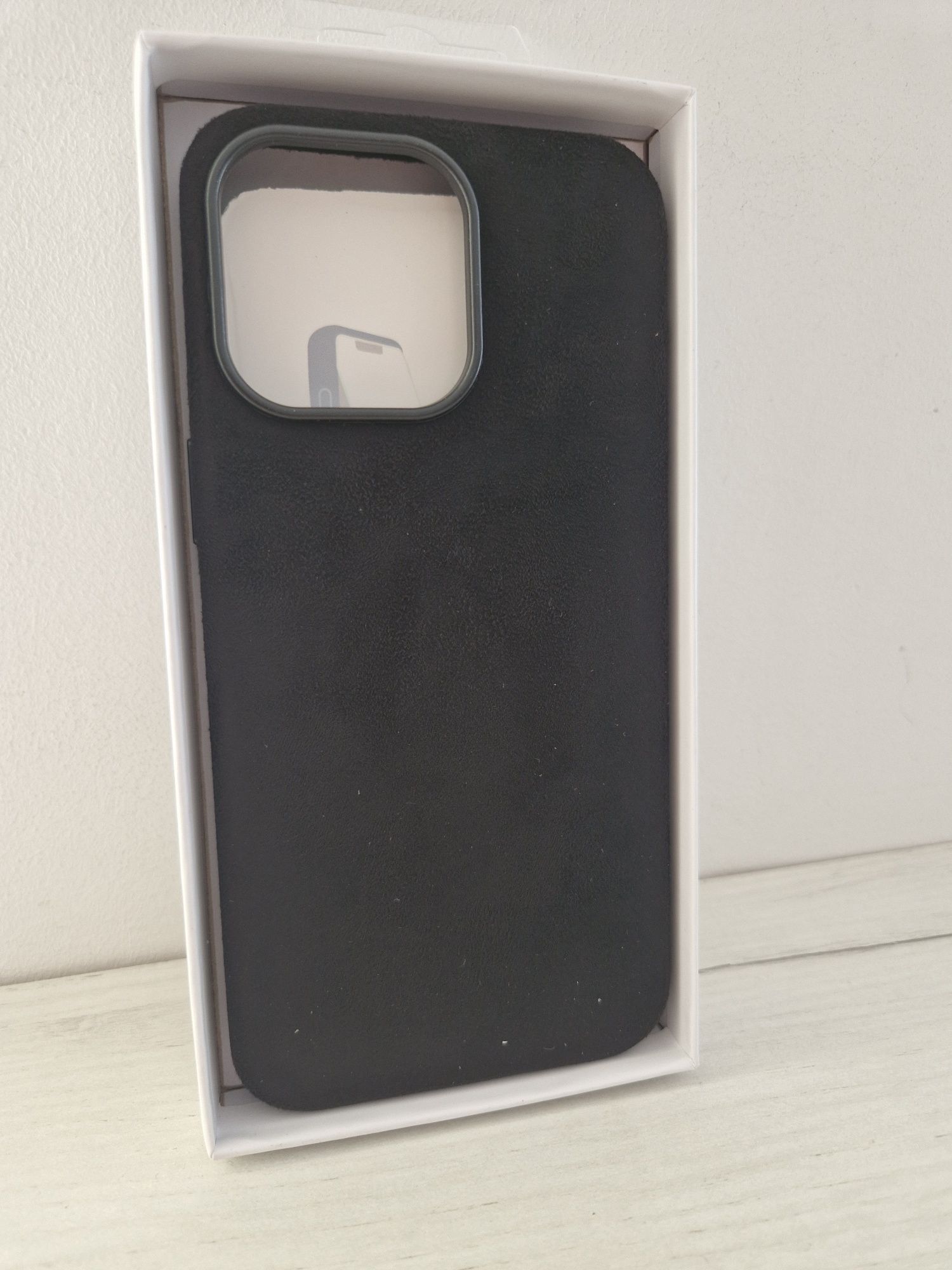 Alcane Magsafe Case do Iphone 15 Pro Max Czarny
