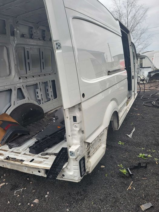 Кузов кузовні елементи четверть кузова Crafter Man TGI 2019