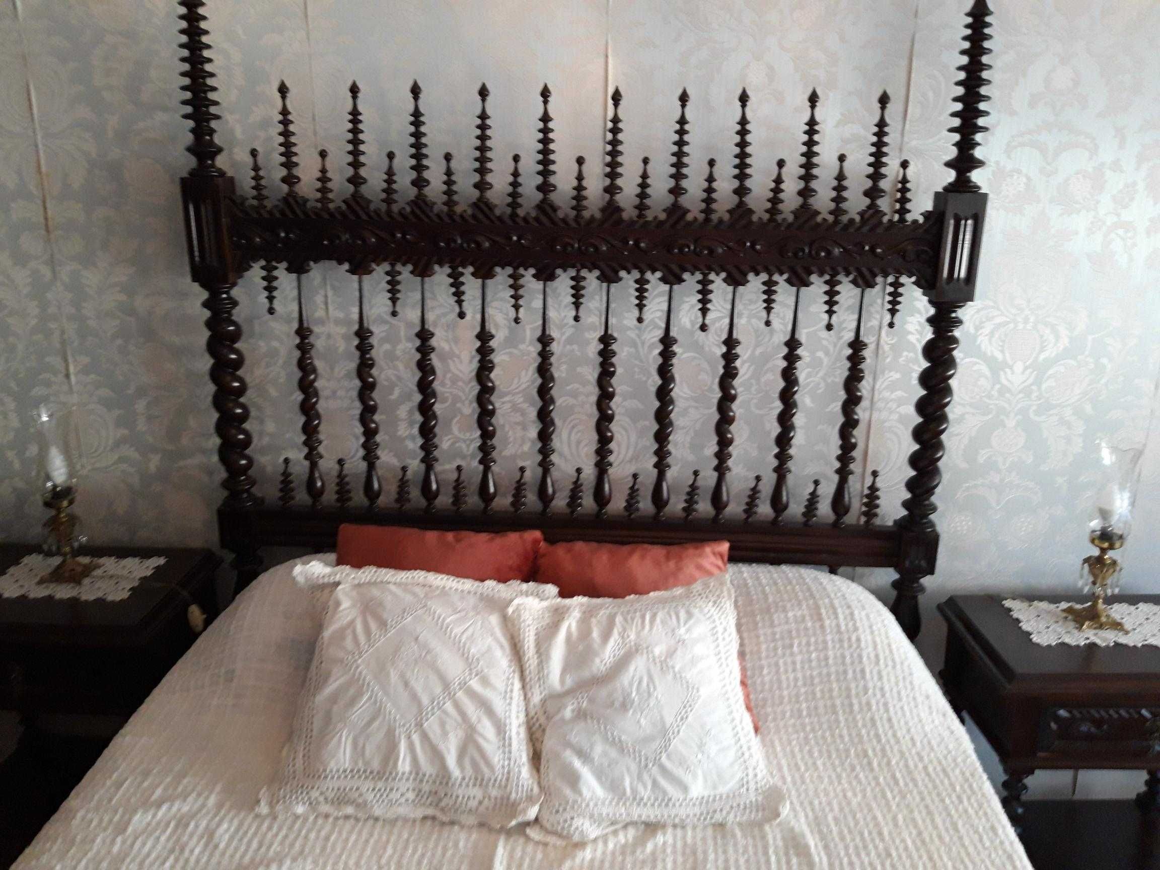 Quarto casal completo de bilros centenária