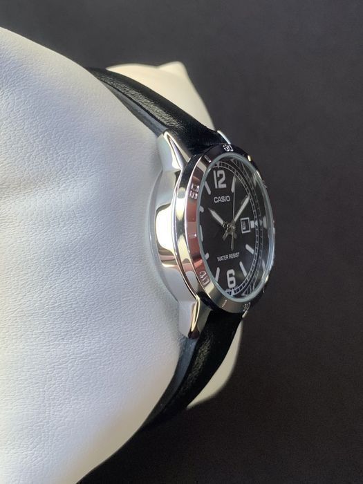 Годинник жіночий Casio LTP-V004L-1B Оригінал Гарантія Часы женские
