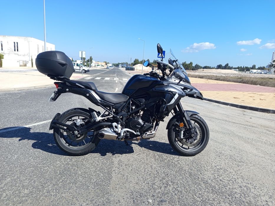 Benelli  trk 502