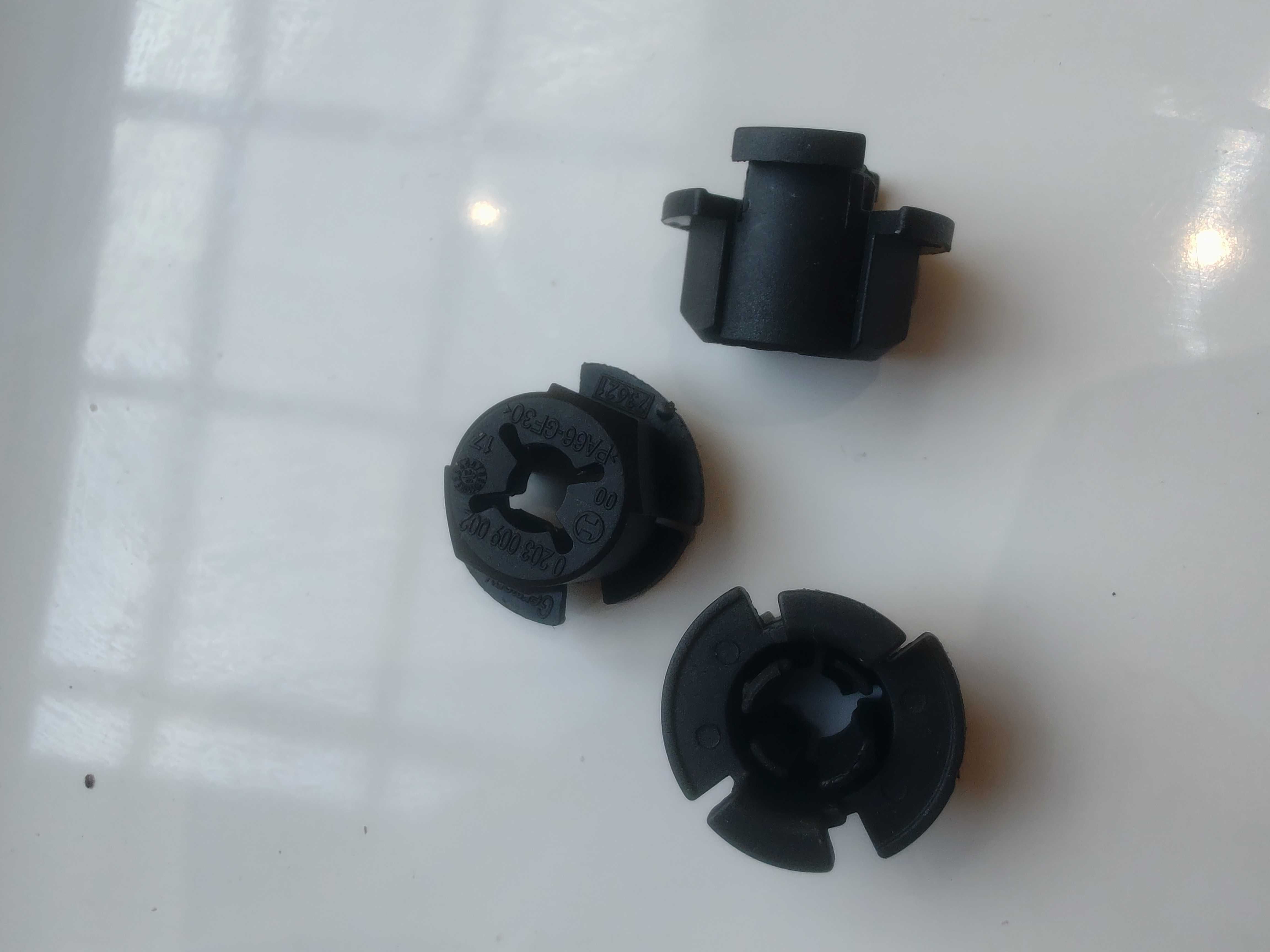 Кронштейн кріплення радар audi vw wv 5G0998561 5Q0907461 audi vw
