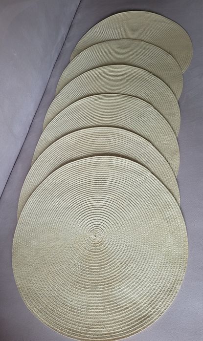 Podkładki na stół 6 sztuk jasny beż