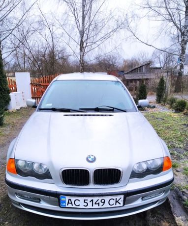 Продам BMW 320 E46