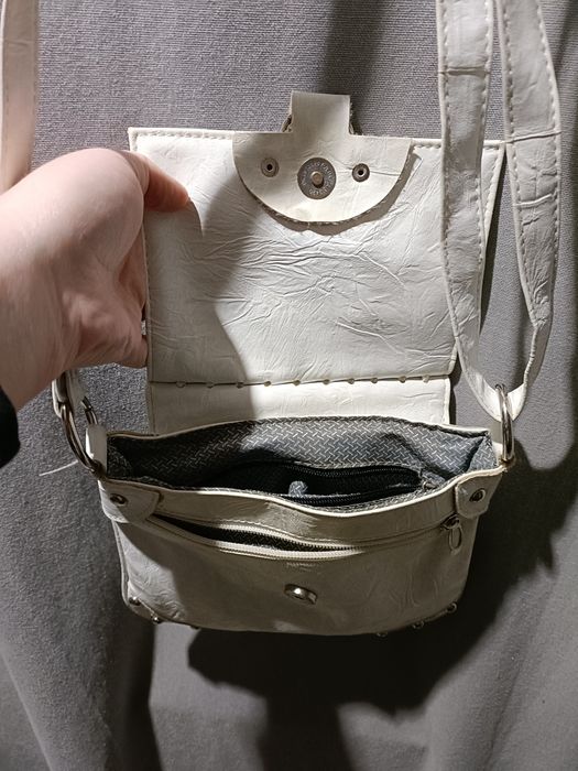 Torebka listonoszka biała Prada Milano