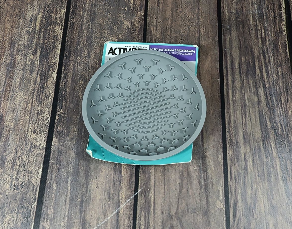 Mata do lizania z przyssawką Activ Pet