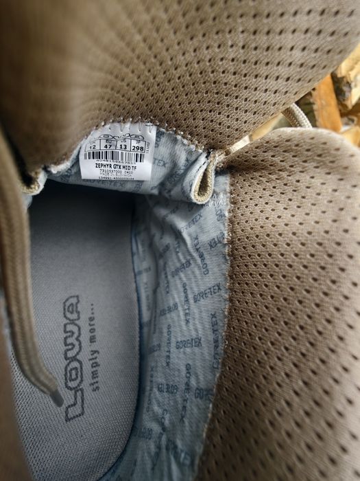 Нове взуття Lowa Zephyr GTX MID TF 47EU