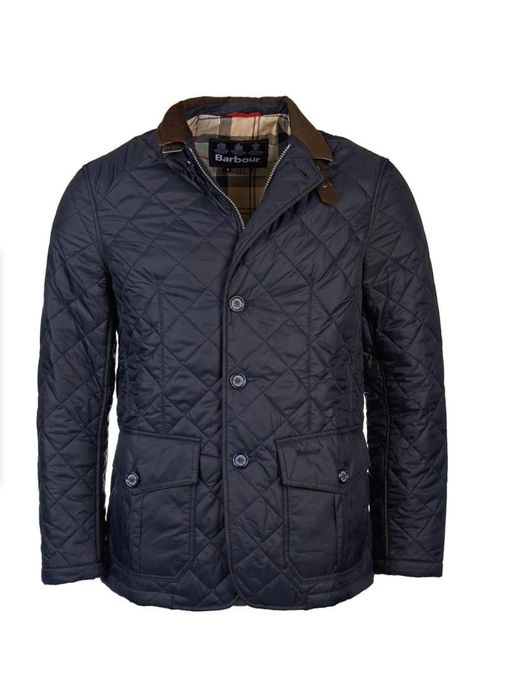 Куртка від бренду Barbour