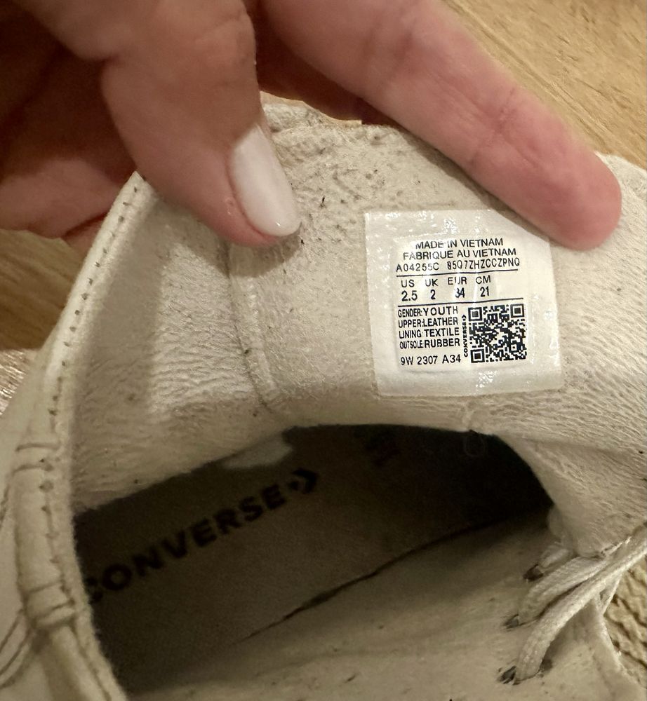 Sapatilha bota Converse efeito pele