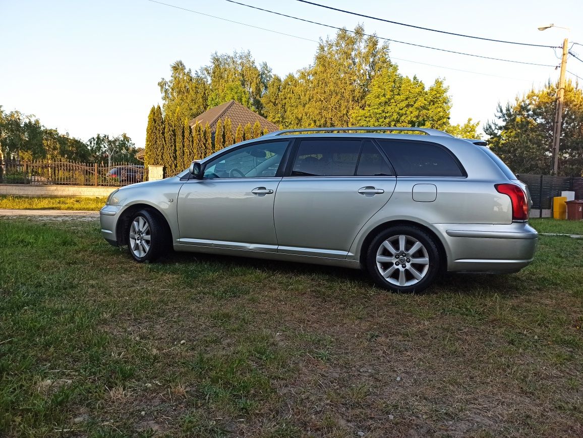 Toyota Avensis kombi