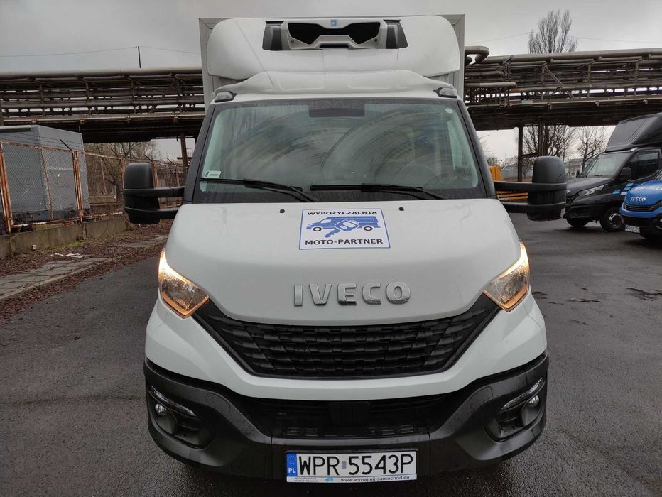 Wynajem busa Iveco Daily Chłodnia/Izoterma/WINDA/Dostawczy/paleciak