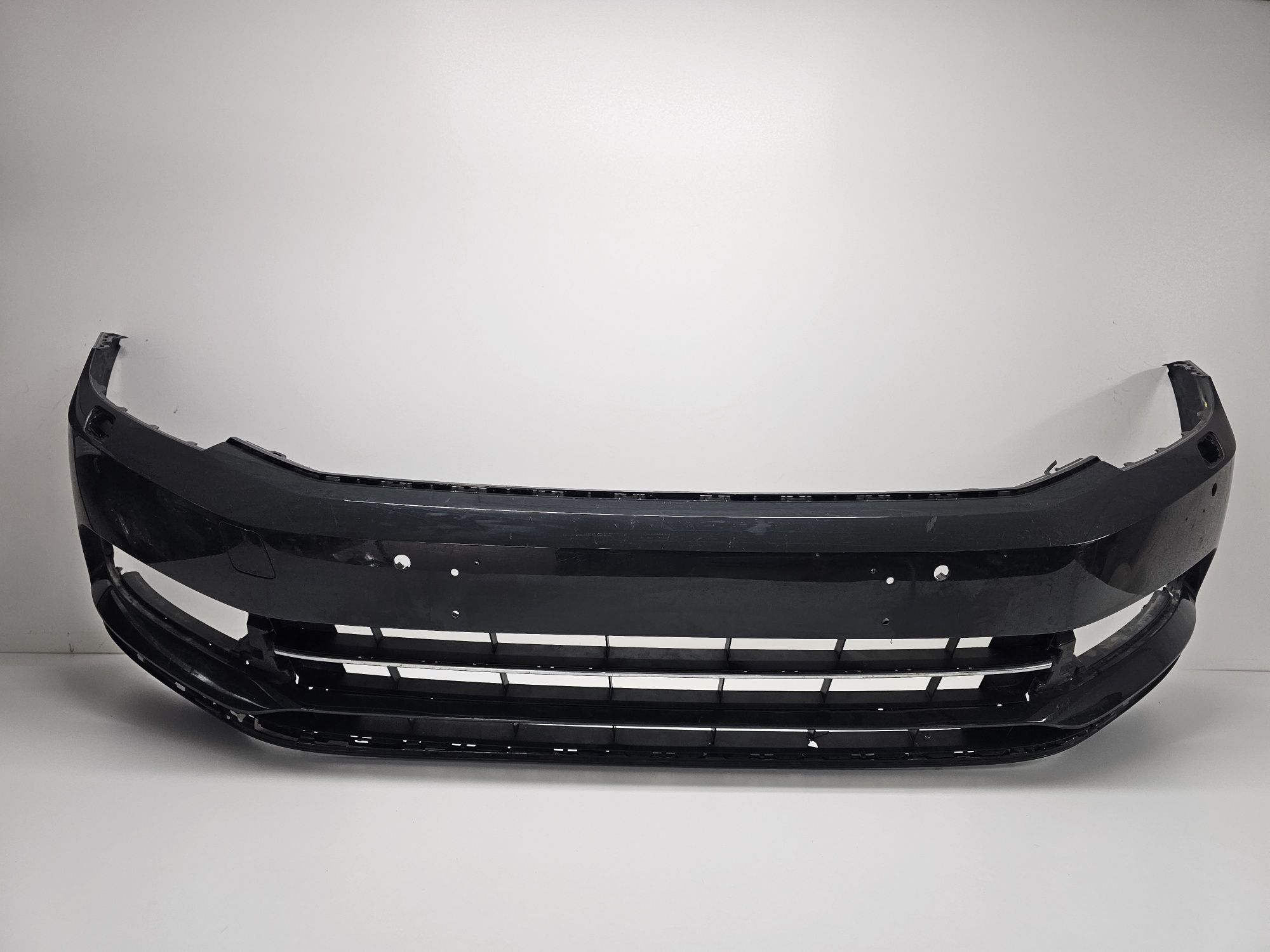 VW PASSAT B8 3G zderzak przedni przód highline spr pdc  chrom