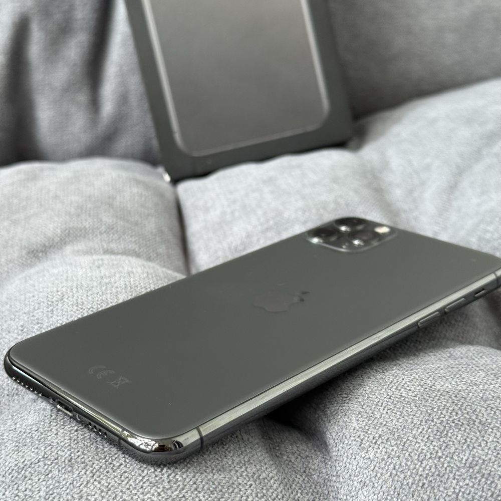 Apple iphone 11 pro Max Green идеал