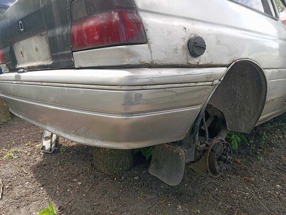 Задній бампер ford escort mk5 , mk6 mk7 розборка шрот ескорт