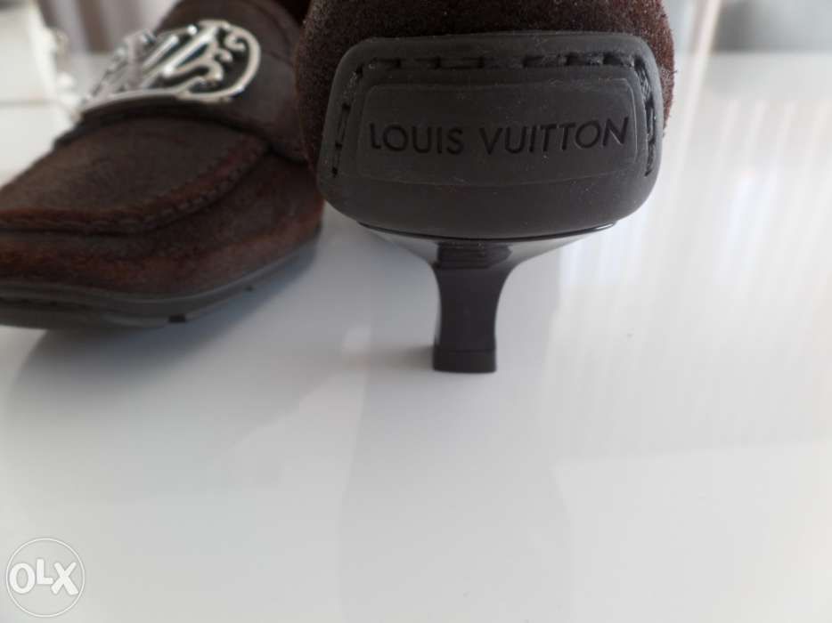 Sapatos Novos Louis Vuitton