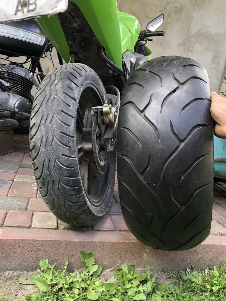 Задня шина 240/40 R18 на спортбайк, виробник JAPAN