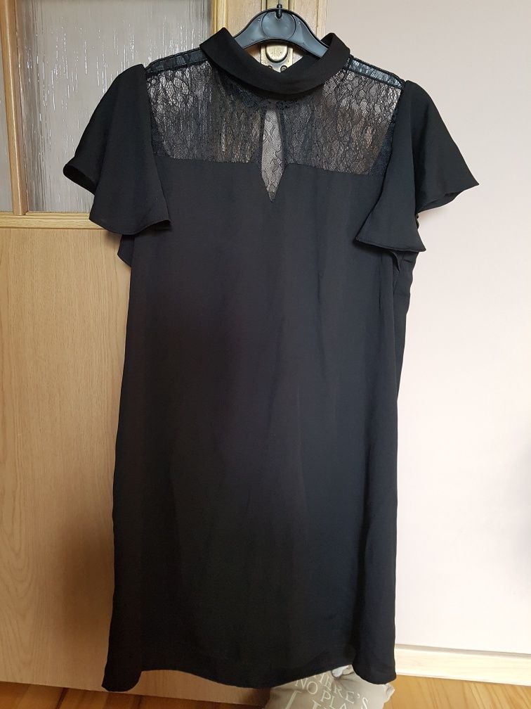 Czarna sukienka Zara
