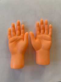 Игрушечные руки на пальцы «правая и левая»