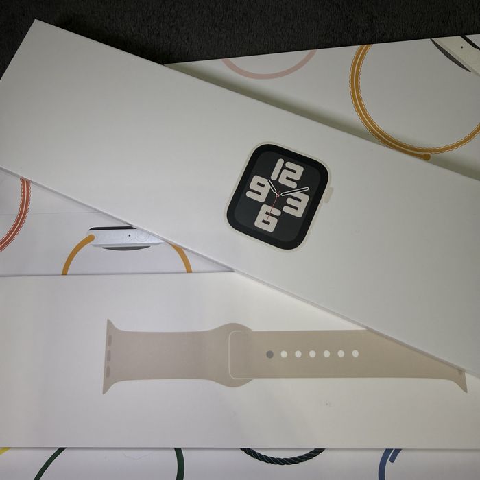 Apple Watch SE (2nd) 40 mm Starlight