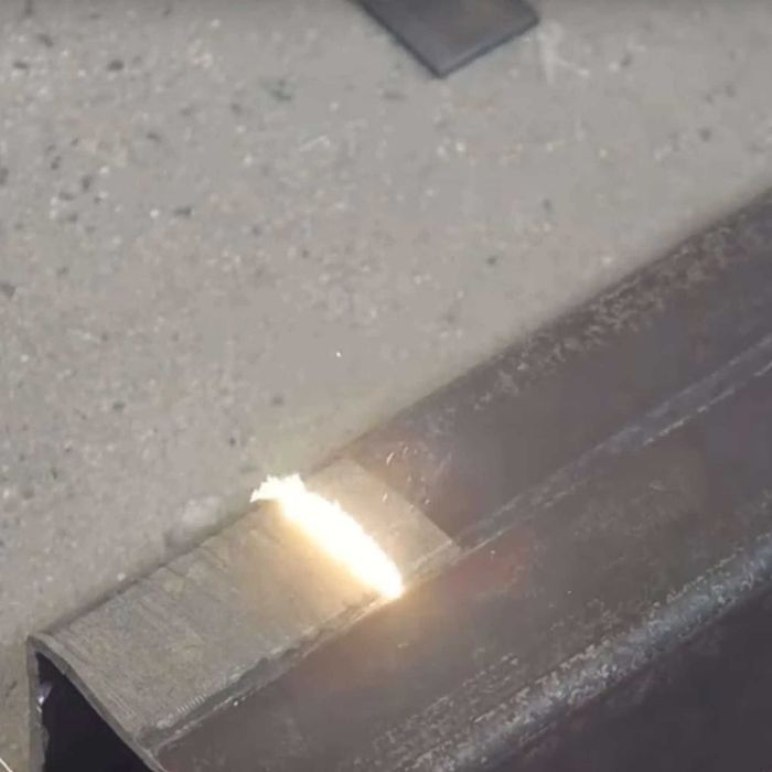 Ręczna spawarka laserowa laser fiber do spawania 2000W 5w1