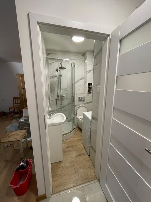 Hydraulika, elektryka, wyburzenia od ręki.