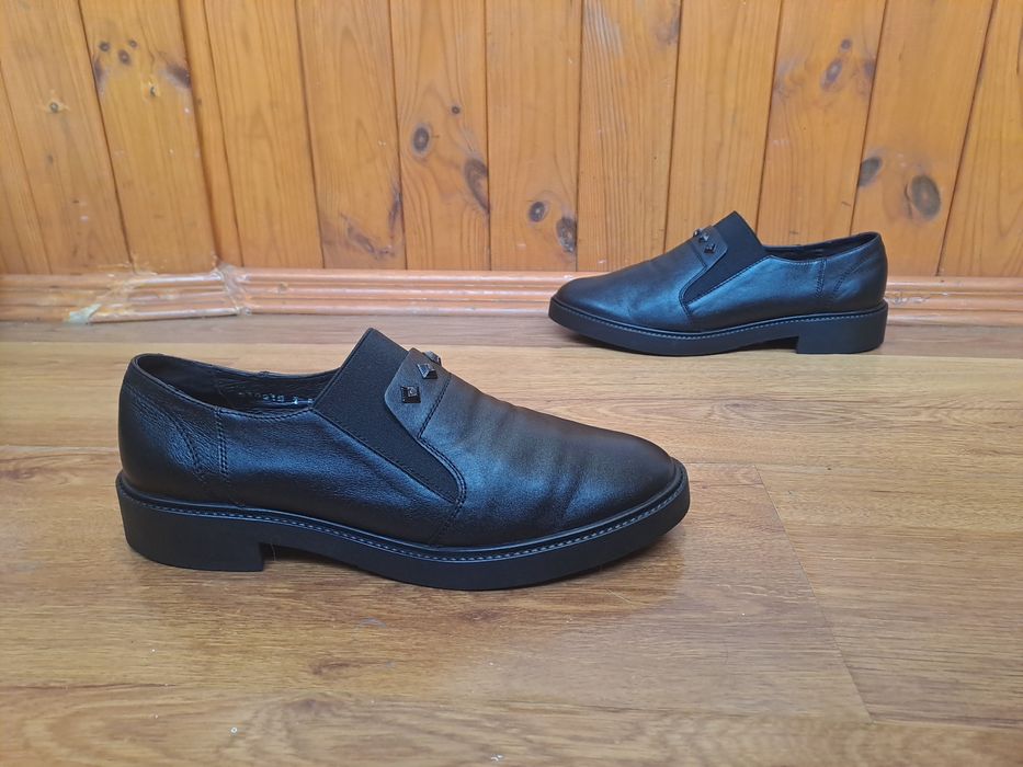 АКЦІЯ. Рр 40 MIDA фірмові шкіряні туфлі лофери на платформі