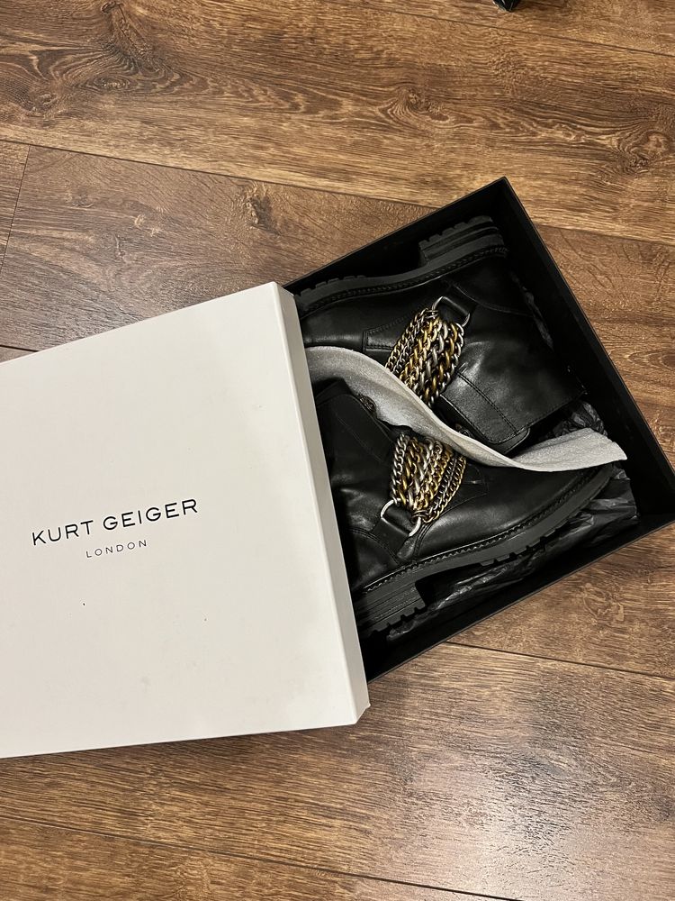 Крутезні ботильйони Kurt Geiger