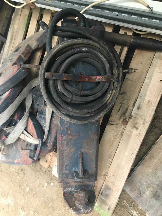 Engate Hidráulico Frontal Trator Mc Cormick  CX85