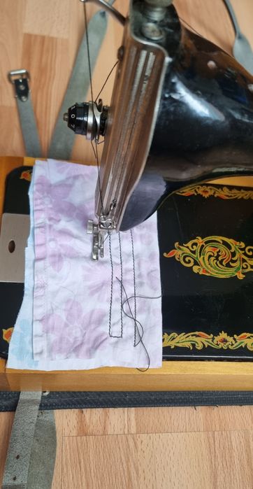 Швейная  машина...