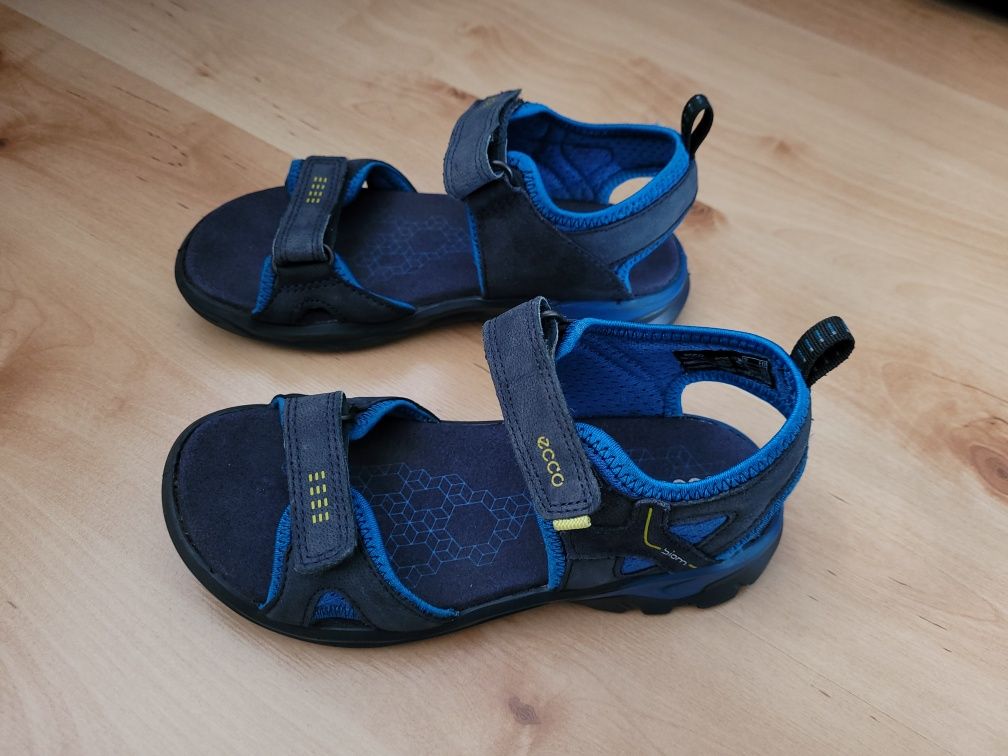 Sandaly sandalki ECCO Biom Raft 32