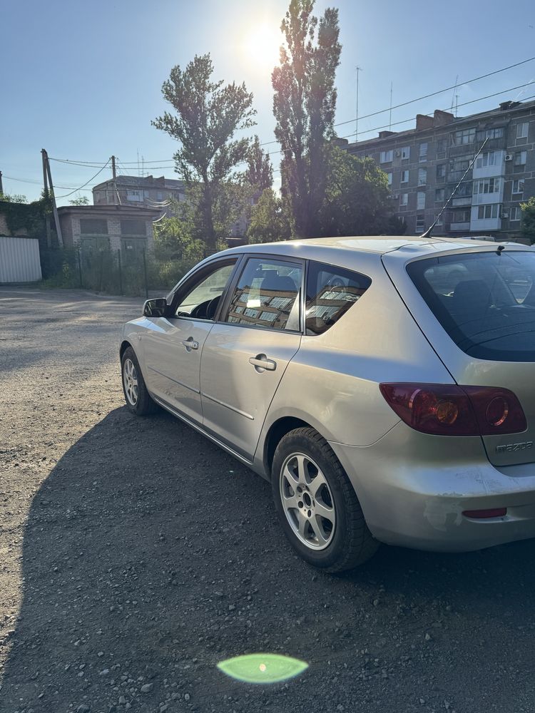 Продам Mazda 3bk 2003 г.в, бензин