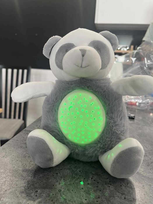 Pluszowa Panda z projektorem i melodiami Doudou et Compagnie